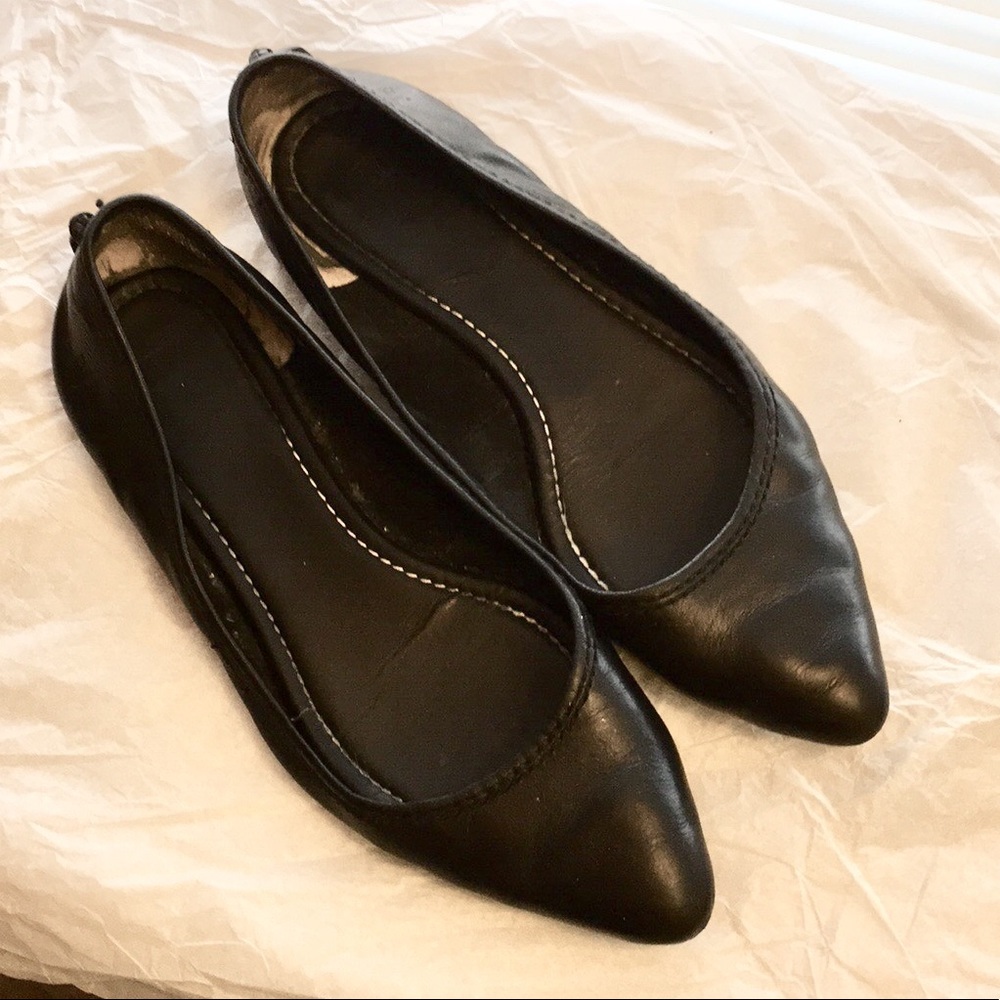 Frye Regina Black Leather Pointed Toe Flats